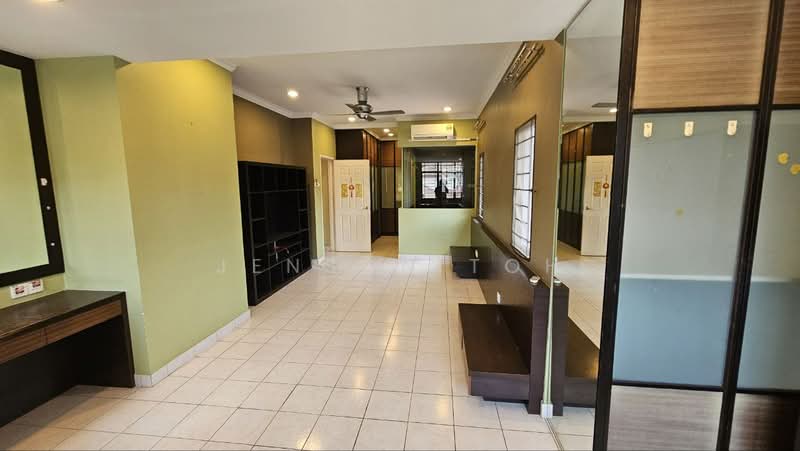 Semi-Detached House for Sale in Shah Alam (Selangor) - Jenson Toh - Living Room - PropertyGuru.com.my