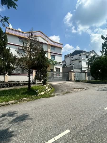 Detached Factory for Sale in Taman Perindustrian Kip (Kepong) - Kok Yee Loh - Exterior - PropertyGuru.com.my