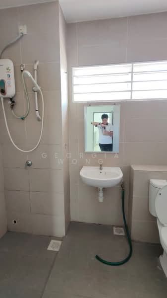 Rumah Teres 2 Tingkat untuk Dijual di Bandar Saujana Putra (Tanjong Duabelas) - Georgia Wong - Bathroom - PropertyGuru.com.my
