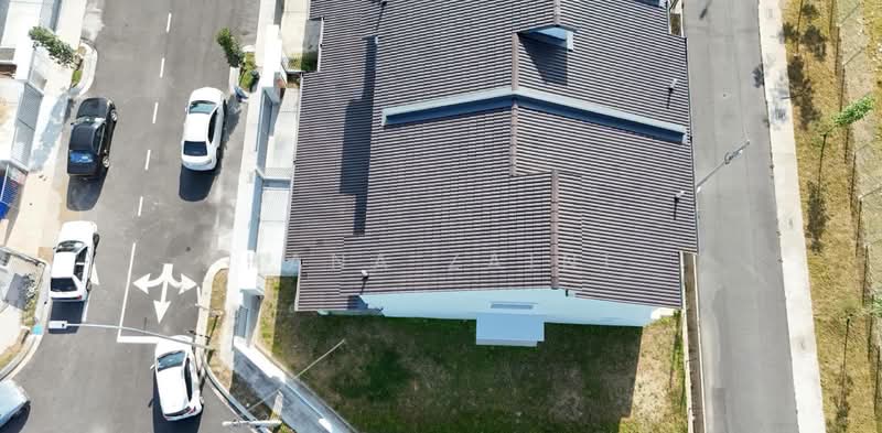 Rumah Teres 2 Tingkat untuk Dijual di Iringan Bayu (Seremban) - Hana Zaini - Exterior - PropertyGuru.com.my