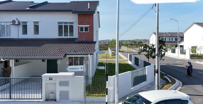 Rumah Teres 2 Tingkat untuk Dijual di Iringan Bayu (Seremban) - Hana Zaini - Exterior - PropertyGuru.com.my
