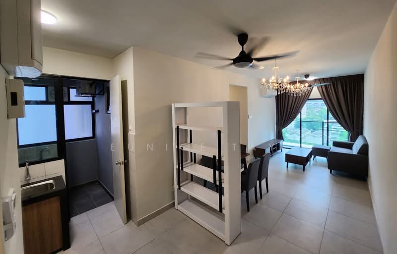 Service Residence for Sale at Majestic Maxim - Eunice Tay - Living Room - PropertyGuru.com.my