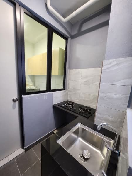 Service Residence for Sale at Majestic Maxim - Eunice Tay - Kitchen - PropertyGuru.com.my