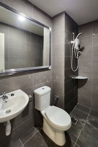Service Residence for Sale at Majestic Maxim - Eunice Tay - Bathroom - PropertyGuru.com.my