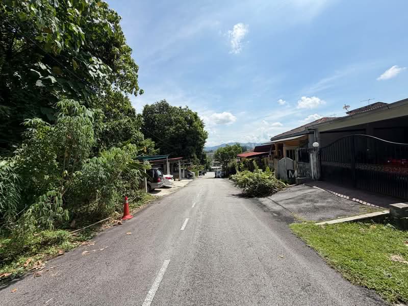 Rumah Teres 1 Tingkat untuk Dijual di Taman Bukit Mewah (Kajang) - Azli Ibrahim - Exterior - PropertyGuru.com.my