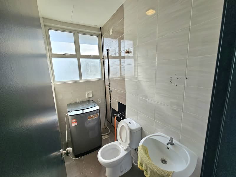 Service Residence for Rent at Bsp Skypark - MISS LIM - Bathroom - PropertyGuru.com.my
