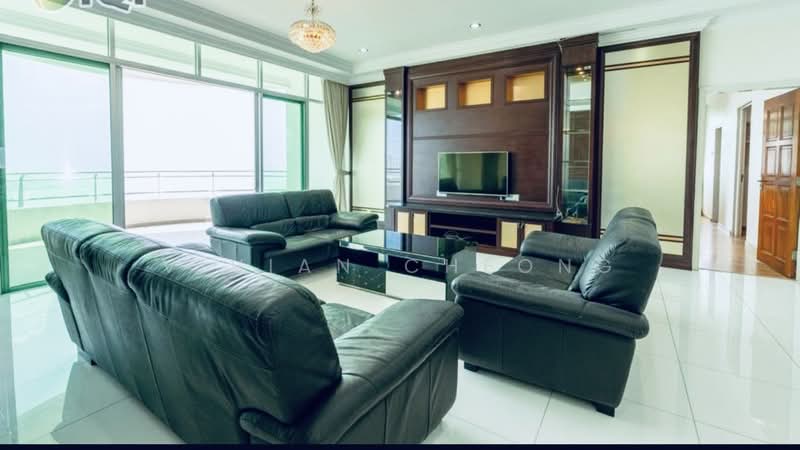 Kondominium untuk Dijual di Gurney Palace - Vivian Cheong - Living Room - PropertyGuru.com.my