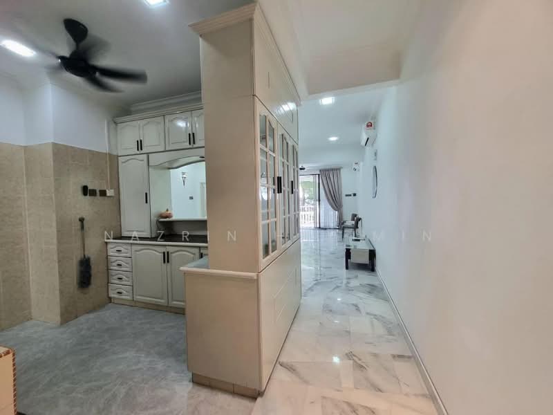 Kondominium untuk Dijual di Sri Alam Condominium - Nazrin Hakimin - Kitchen - PropertyGuru.com.my