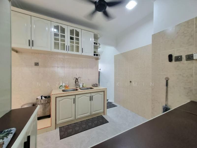 Kondominium untuk Dijual di Sri Alam Condominium - Nazrin Hakimin - PropertyGuru.com.my