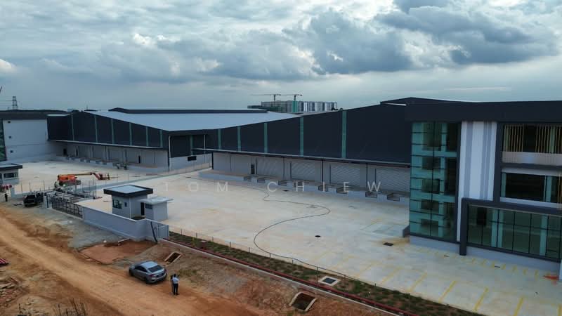 Detached Factory for Sale in Senai (Kulai) - Tom Chiew - Exterior - PropertyGuru.com.my