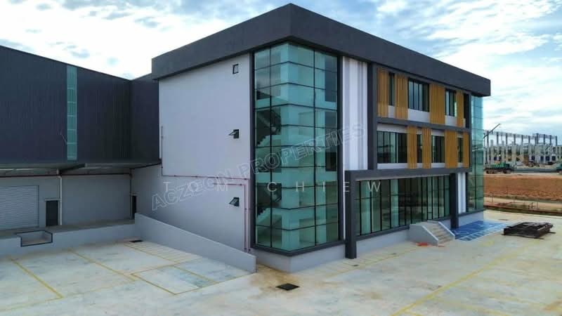 Detached Factory for Sale in Senai (Kulai) - Tom Chiew - Exterior - PropertyGuru.com.my