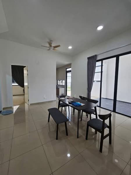 Rumah Teres 2 Tingkat untuk Disewa di Taman Ekoflora (Johor Bahru) - Li Wei - Dining Room - PropertyGuru.com.my