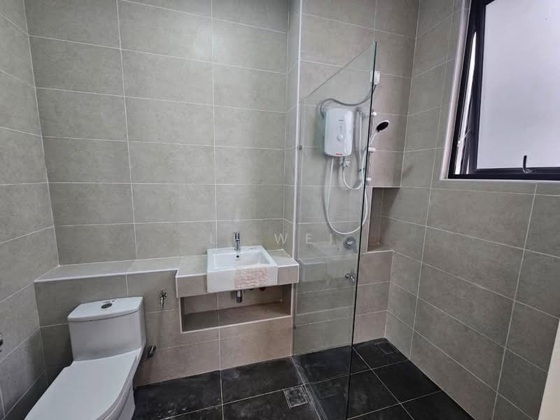 Rumah Teres 2 Tingkat untuk Disewa di Taman Ekoflora (Johor Bahru) - Li Wei - Bathroom - PropertyGuru.com.my