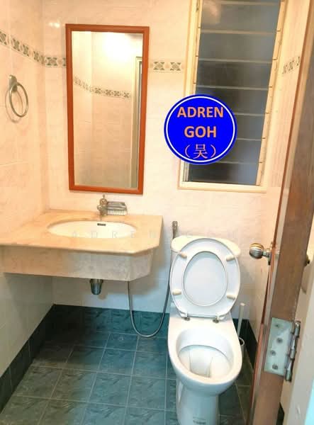 Condominium for Rent at Gurney Beach Resort - Adren Goh - Bathroom - PropertyGuru.com.my