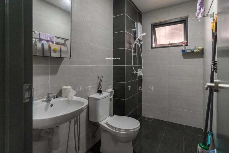 Service Residence for Rent at EDUSENTRAL - Vitas Tan - Bathroom - PropertyGuru.com.my
