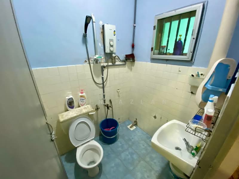 Terraced House for Sale in Taman Desa Cheras (Cheras) - Amin Azlan - Bathroom - PropertyGuru.com.my