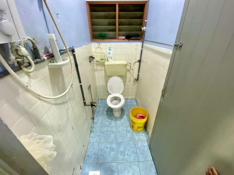 Terraced House for Sale in Taman Desa Cheras (Cheras) - Amin Azlan - Bathroom - PropertyGuru.com.my