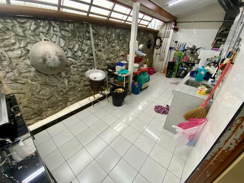 Terraced House for Sale in Taman Desa Cheras (Cheras) - Amin Azlan - Kitchen - PropertyGuru.com.my