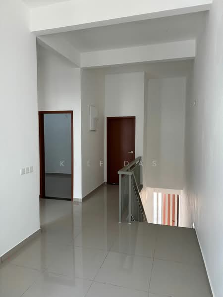 2-storey Terraced House for Rent in Setia Eco Gardens (Gelang Patah) - Kyle Das - Corridor - PropertyGuru.com.my