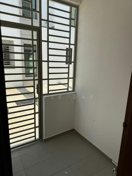 2-storey Terraced House for Rent in Setia Eco Gardens (Gelang Patah) - Kyle Das - Entrance - PropertyGuru.com.my