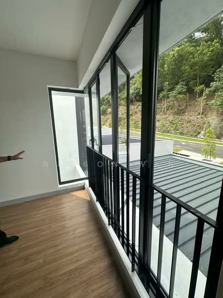 Rumah Teres 3 Tingkat untuk Dijual di Taman Melawati (Ulu Kelang) - Nicson Wan - Balcony - PropertyGuru.com.my
