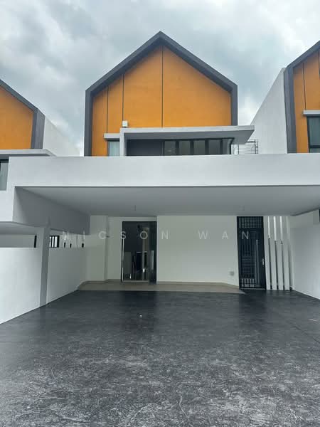 Rumah Teres 3 Tingkat untuk Dijual di Taman Melawati (Ulu Kelang) - Nicson Wan - Exterior - PropertyGuru.com.my