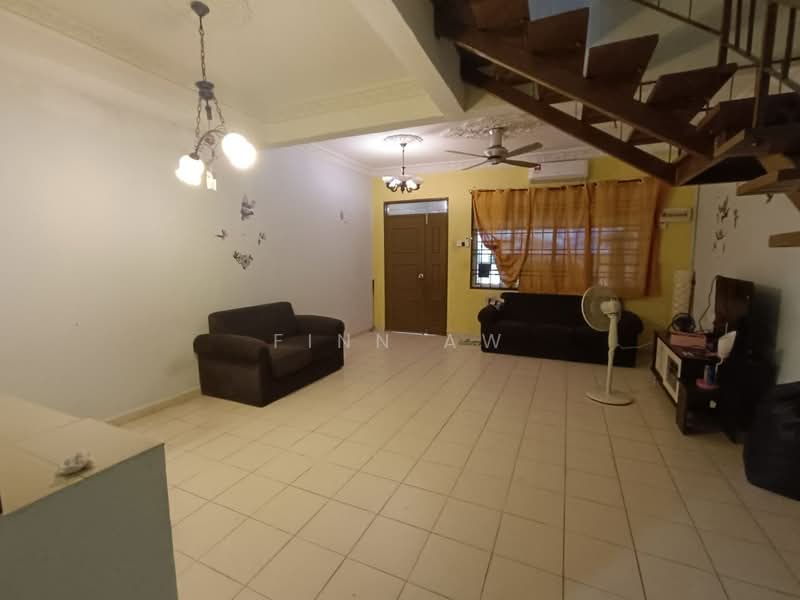 Rumah Teres untuk Dijual di Pasir Gudang (Johor) - Finn Aw - Living Room - PropertyGuru.com.my