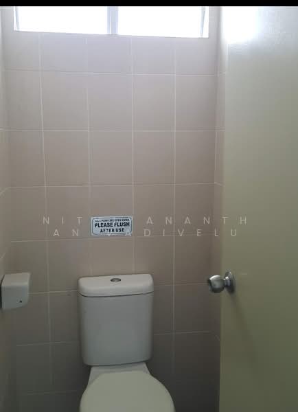 Shop / Office for Rent in Bestari Jaya (Selangor) - Nithiyananthan Vadivelu - Bathroom - PropertyGuru.com.my