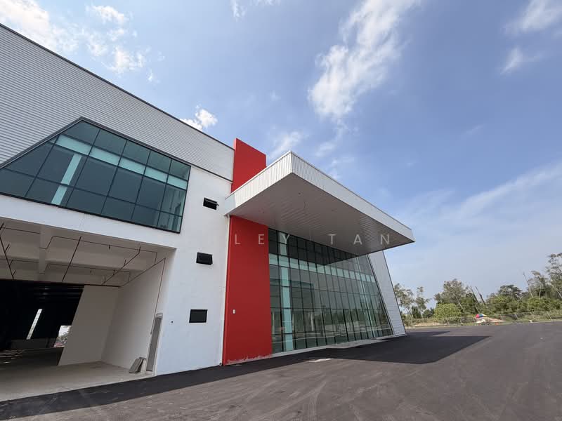 Detached Factory for Rent in Kawasan Perindustrian Valdor (Sungai Bakap) - Ashley Tan - Exterior - PropertyGuru.com.my