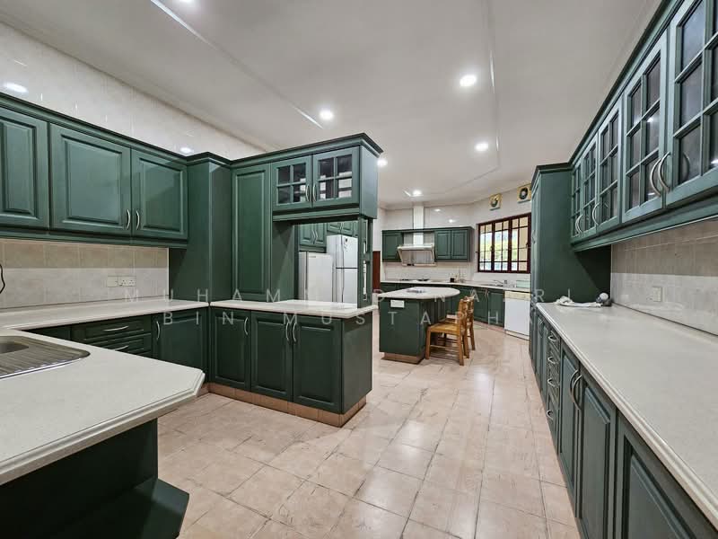 Bungalow for Sale in Country Heights (Kajang) - Muhammed Nazri bin Mustapha - Kitchen - PropertyGuru.com.my