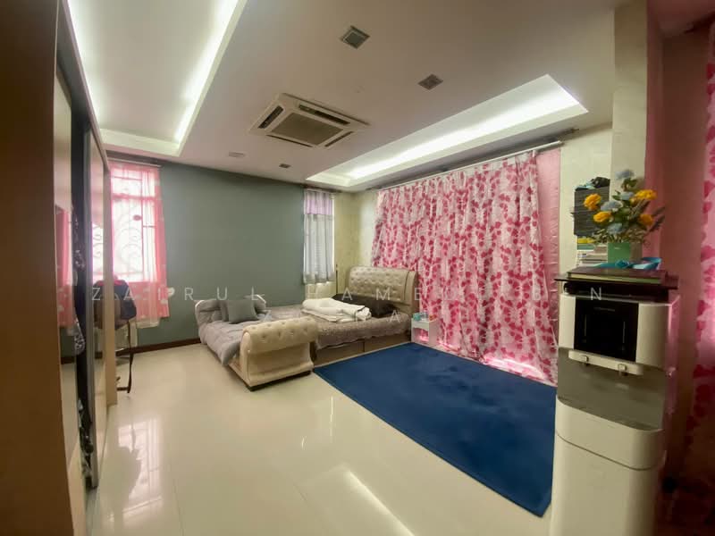 Bungalow for Sale in Subang Bestari (Shah Alam) - Zairul Hamedi Bin Zainal - Bedroom - PropertyGuru.com.my