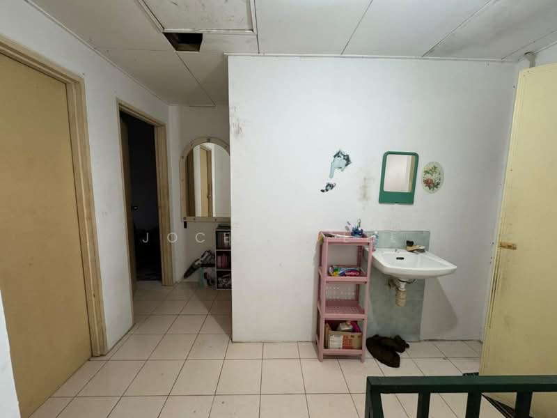 Rumah Teres 2 Tingkat untuk Dijual di Taman Cahaya Masai (Pasir Gudang) - Jocelyn Lee - Interior - PropertyGuru.com.my