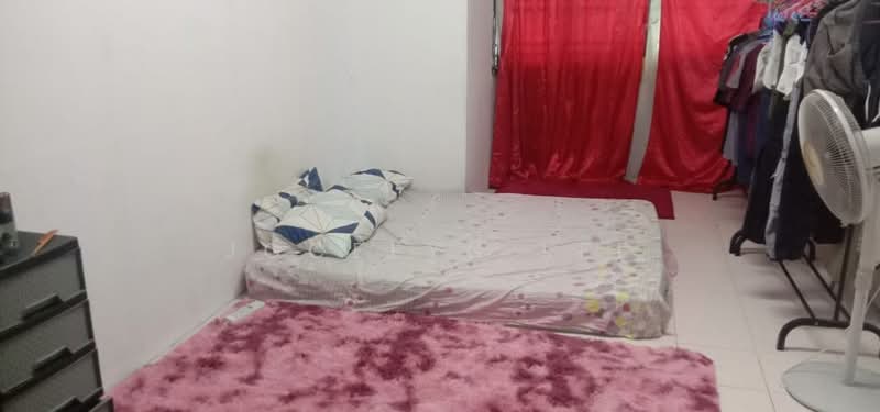 Rumah Teres 2 Tingkat untuk Dijual di Taman Cahaya Masai (Pasir Gudang) - Jocelyn Lee - Bedroom - PropertyGuru.com.my