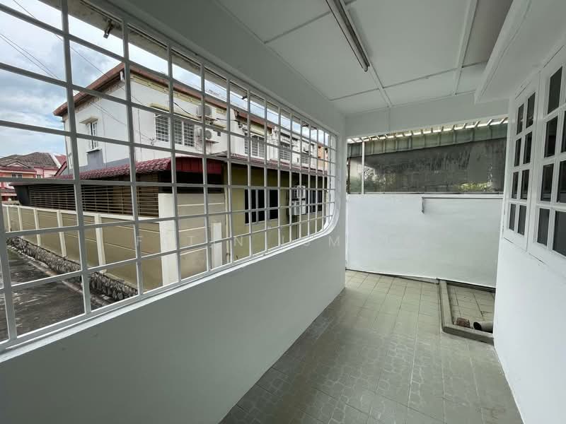 2-storey Terraced House for Sale in Usj 9 (Subang Jaya) - Fatin Ismail - Exterior - PropertyGuru.com.my