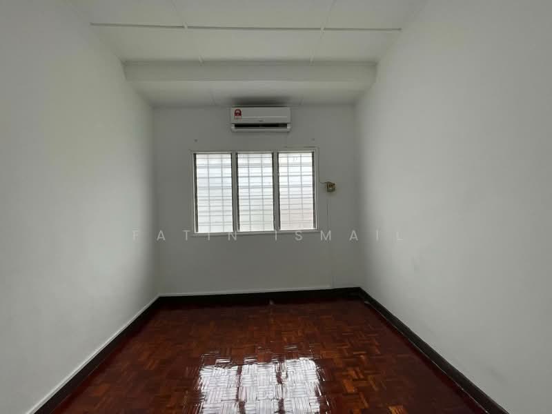 2-storey Terraced House for Sale in Usj 9 (Subang Jaya) - Fatin Ismail - Interior - PropertyGuru.com.my