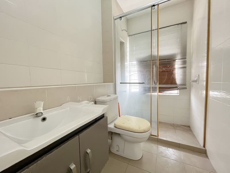 Rumah Teres 2-Tingkat untuk Dijual di Shah Alam (Selangor) - Anddy Gan - Bathroom - PropertyGuru.com.my