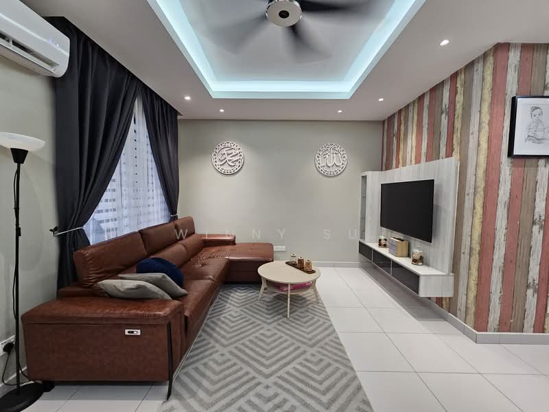 Cluster House for Sale in Puncak Alam (Selangor) - Winny Su - Living Room - PropertyGuru.com.my