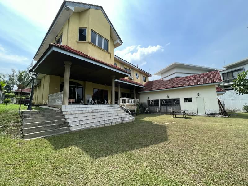 Bungalow for Sale in Country Heights (Kajang) - Muhammed Nazri bin Mustapha - Exterior - PropertyGuru.com.my