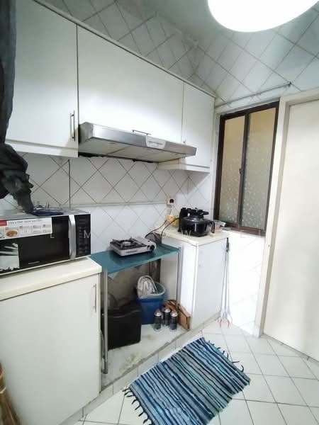 Condominium for Sale at Armanee - Lim Yeow Pei - Kitchen - PropertyGuru.com.my
