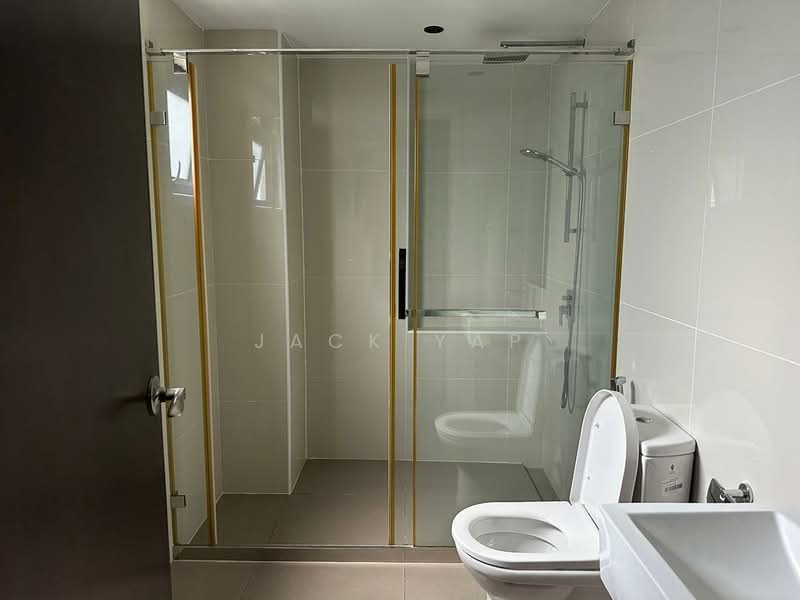 Condominium for Sale at Royalle Condominium - Jack Yap - Bathroom - PropertyGuru.com.my