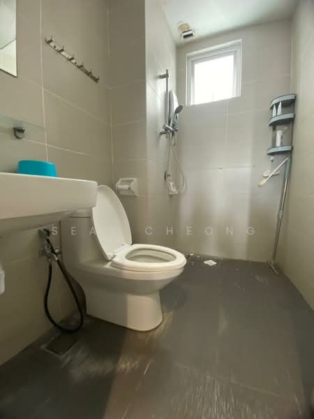 Condominium for Sale at The Regina - Sean Cheong - Bathroom - PropertyGuru.com.my