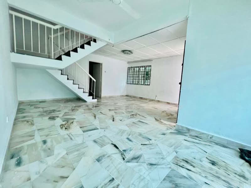 2.5-storey Terraced House for Sale in Taman Bukit Mulia (Ulu Kelang) - Azli Ibrahim - Interior - PropertyGuru.com.my