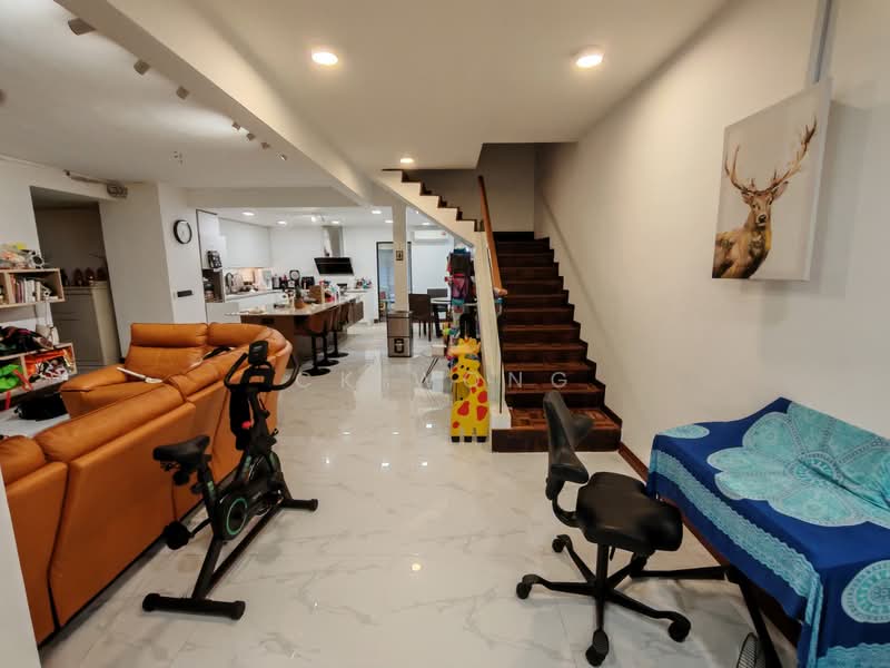 Rumah Berkembar untuk Dijual di Medan Damansara (Damansara Heights) - CK Wong - Living Room - PropertyGuru.com.my