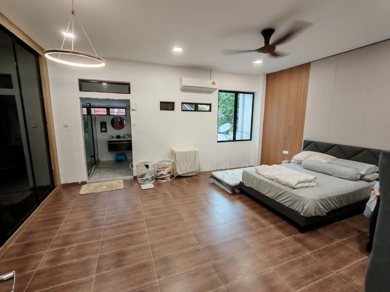 Rumah Berkembar untuk Dijual di Medan Damansara (Damansara Heights) - CK Wong - Bedroom - PropertyGuru.com.my