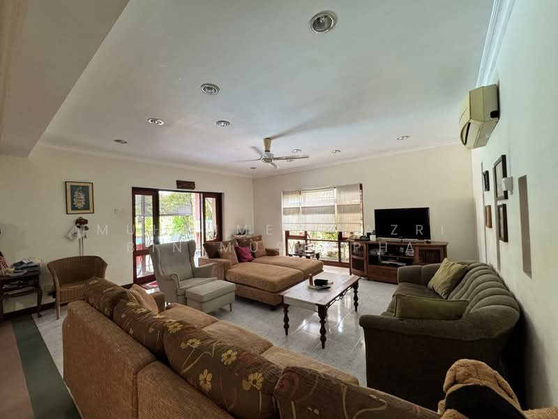 Bungalow for Sale in Country Heights (Kajang) - Muhammed Nazri bin Mustapha - Living Room - PropertyGuru.com.my