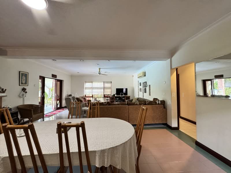 Bungalow for Sale in Country Heights (Kajang) - Muhammed Nazri bin Mustapha - Living Room - PropertyGuru.com.my