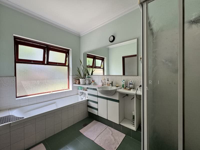 Bungalow for Sale in Country Heights (Kajang) - Muhammed Nazri bin Mustapha - Bathroom - PropertyGuru.com.my