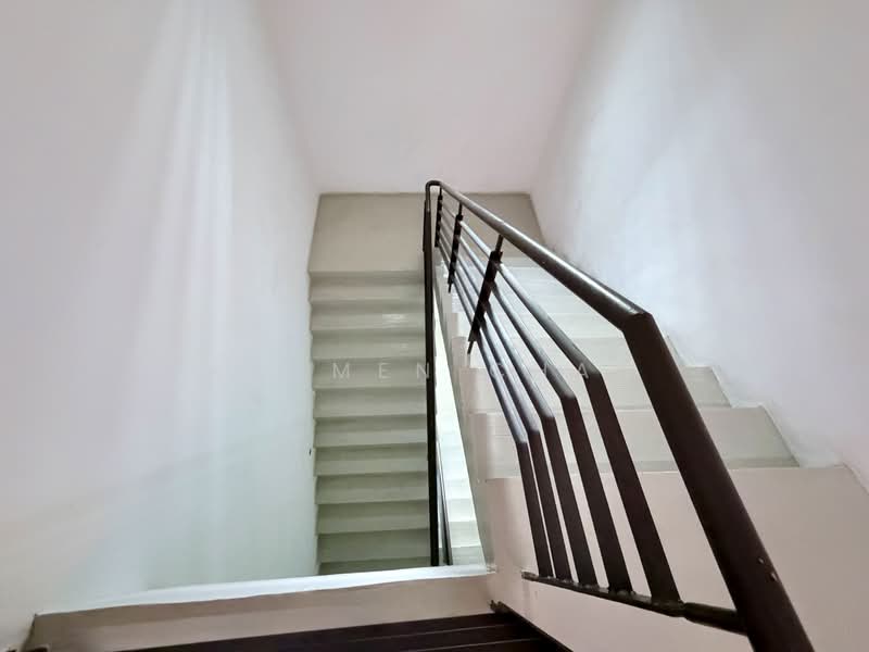 Kilang untuk Disewa di Taman Perindustrian Bukit Serdang (Seri Kembangan) - Karmen Chan - Interior - PropertyGuru.com.my