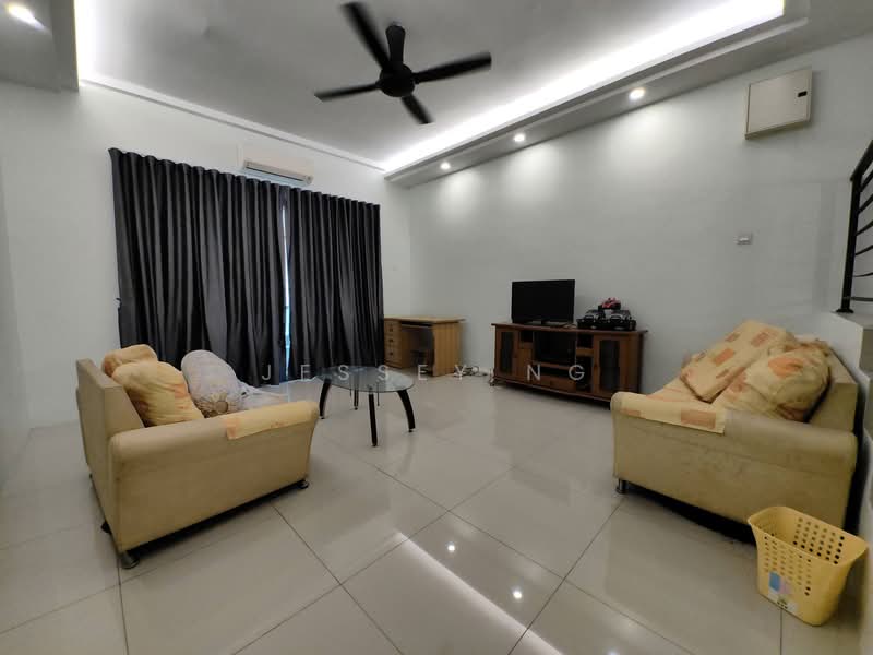 Semi-Detached House for Sale in Ipoh (Perak) - Jessey Ng - Living Room - PropertyGuru.com.my