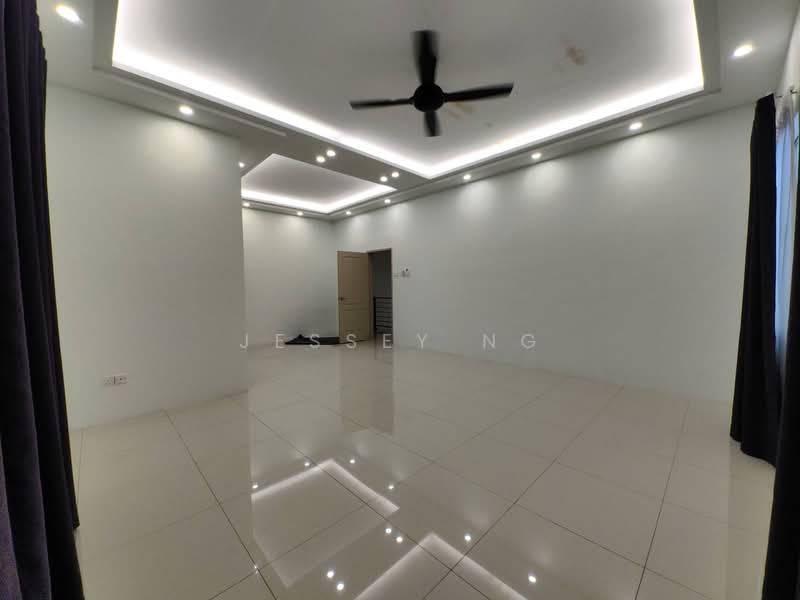 Semi-Detached House for Sale in Ipoh (Perak) - Jessey Ng - Living Room - PropertyGuru.com.my